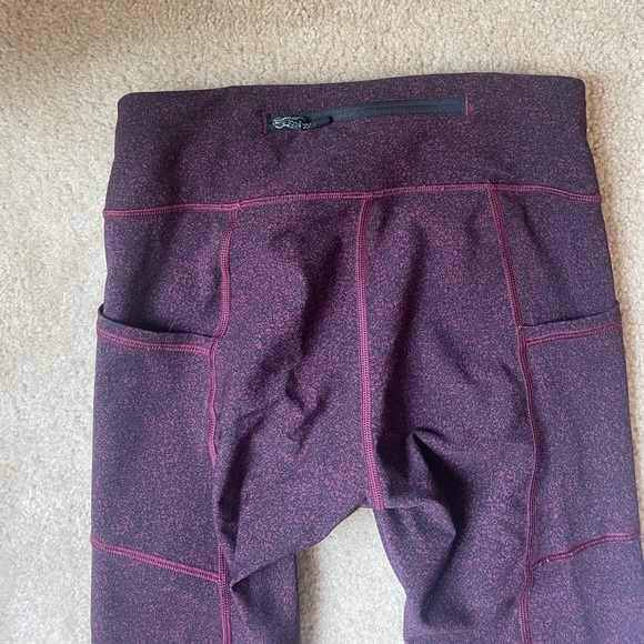 Lululemon Leggings 7/8, size 4 - Picture 5 of 6